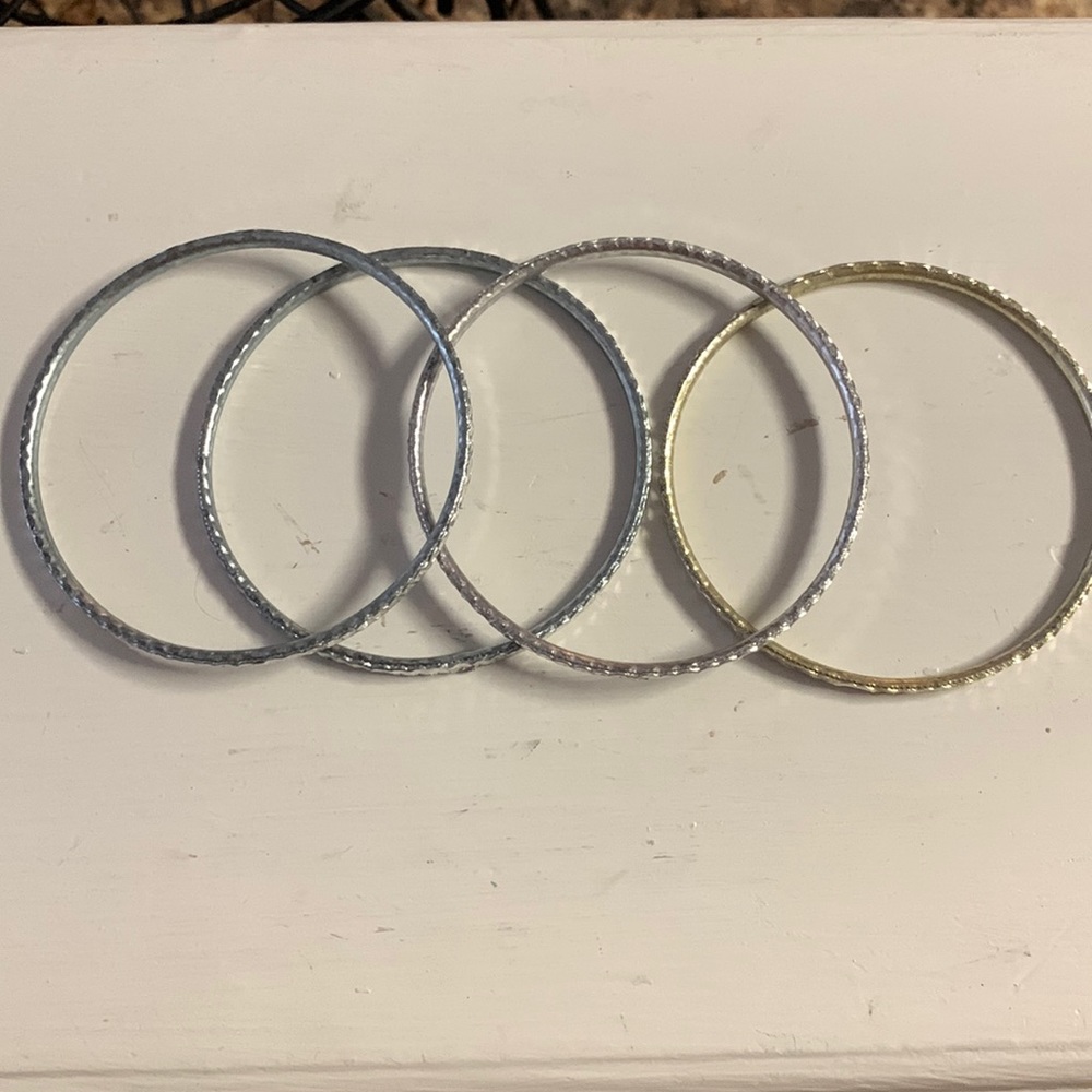 Women’s stainless steel thin bracelets